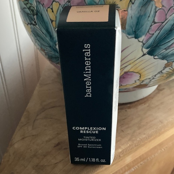 bareMinerals Complexion Rescue Tinted Moisturizer - Vanilla 02 - Picture 1 of 1